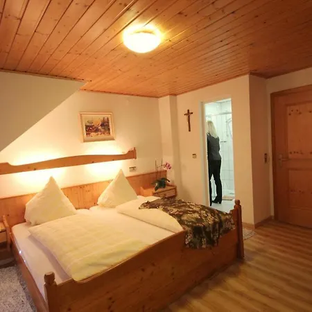 Krone - Tor Zum Südschwarzwald Stuhlingen