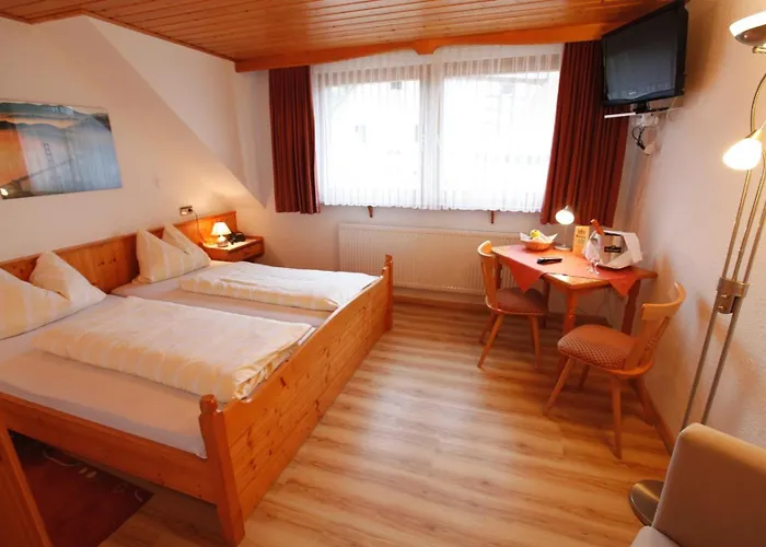 Krone - Tor Zum Suedschwarzwald Otel Stuhlingen